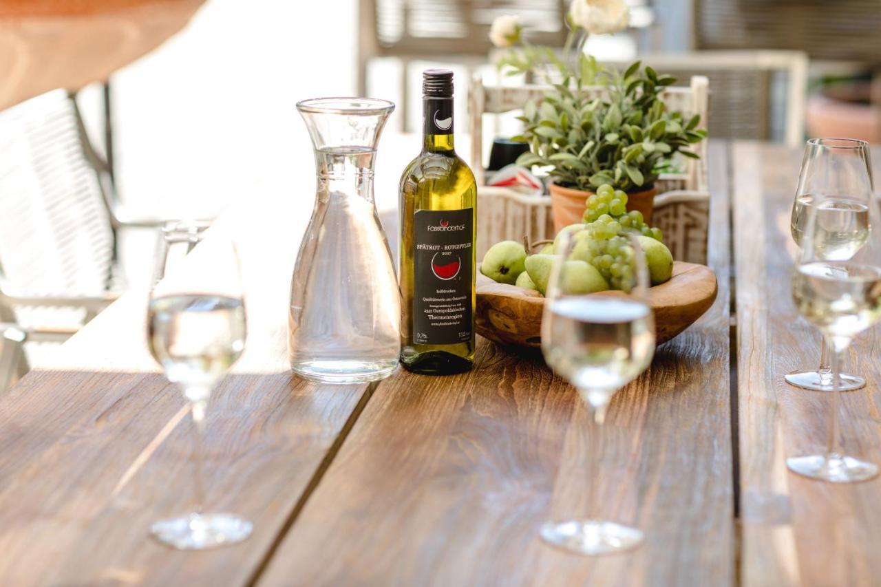 Winzerhotel גומפולדסקירשן מראה חיצוני תמונה